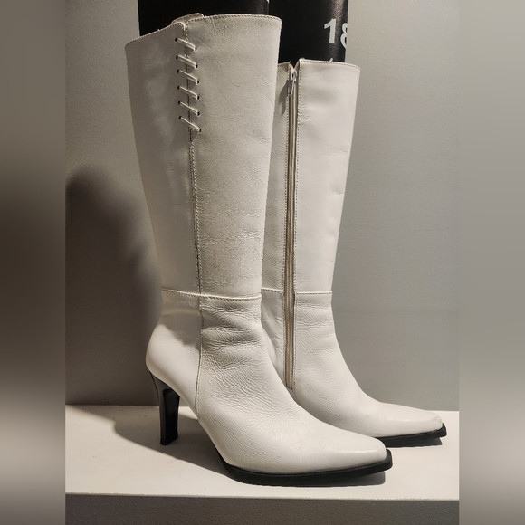 White Leather Heeled Boots - Picture 4 of 8